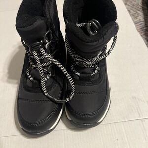 WeestepUNISEX Winter Cold Weather Water Resistance Snow Boot( 9 LITTLE KIDS) NWT